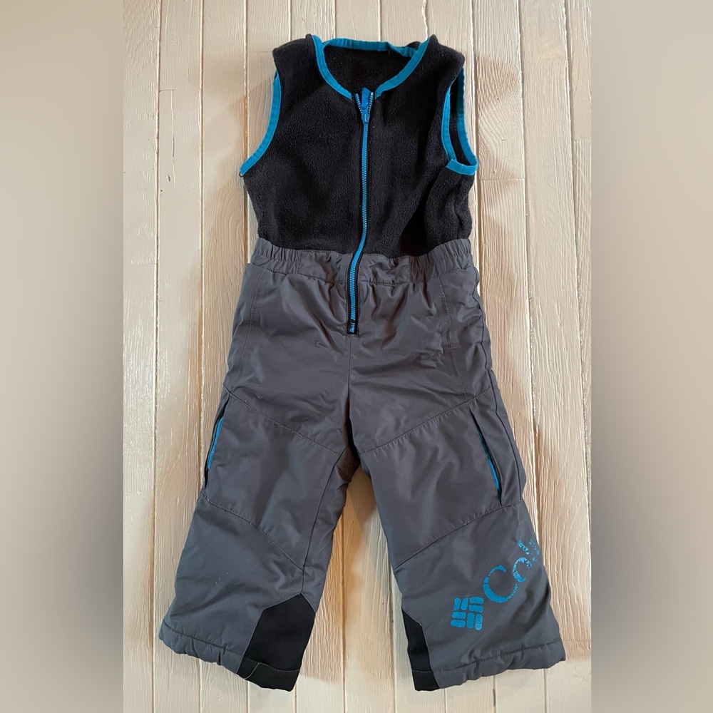 Columbia Insulated Buga Bib with Omni-Tech. Size 3T Kids Toddler